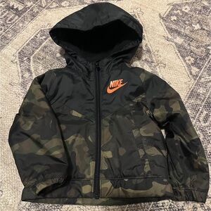 Nike camo fleece lined zip up jacket 12 Months